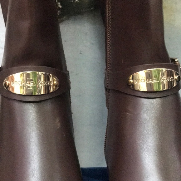 Michael Kors Brown boots - Picture 6 of 10